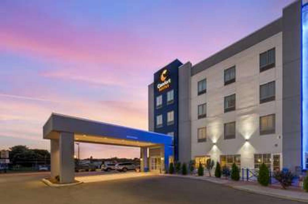 COMFORT SUITES RICHMOND 4