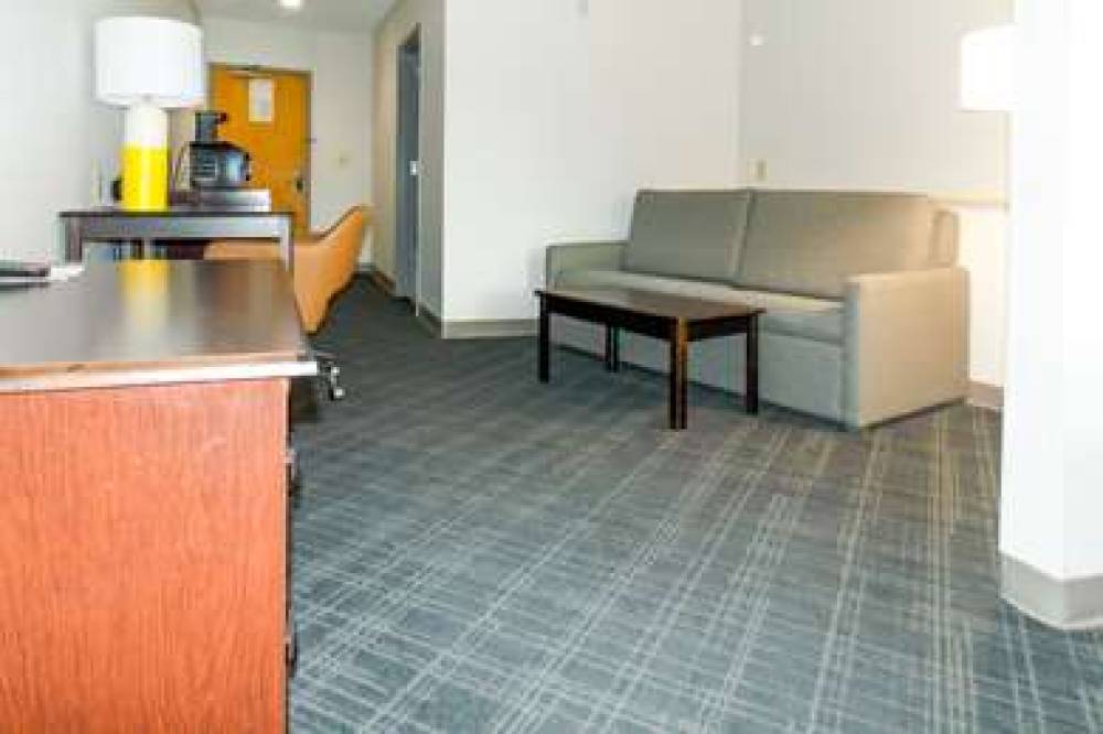 Comfort Suites Salem-Roanoke I-81 6