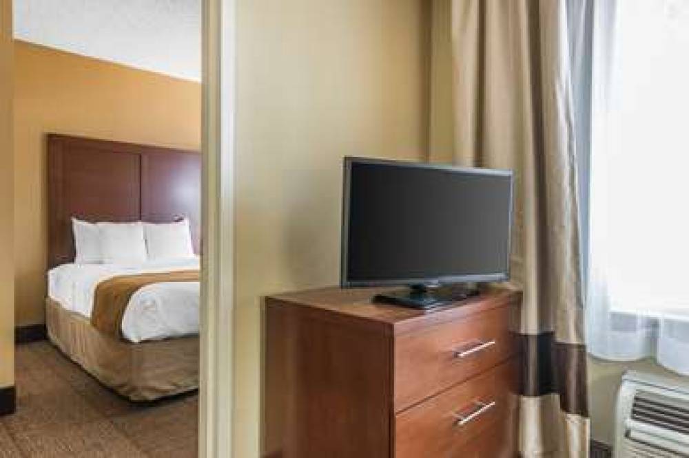 Comfort Suites Sawgrass 6