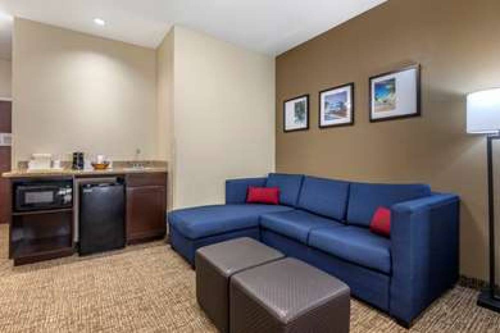 Comfort Suites Shreveport West I-20 6