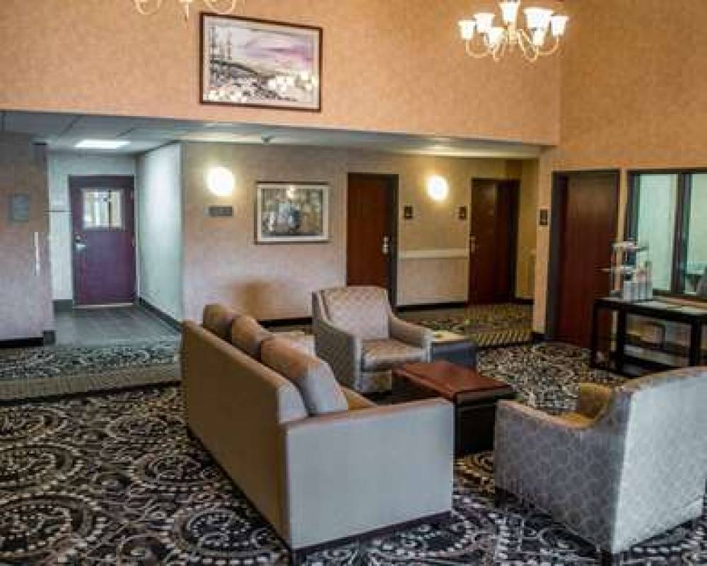 Comfort Suites Southwest 5