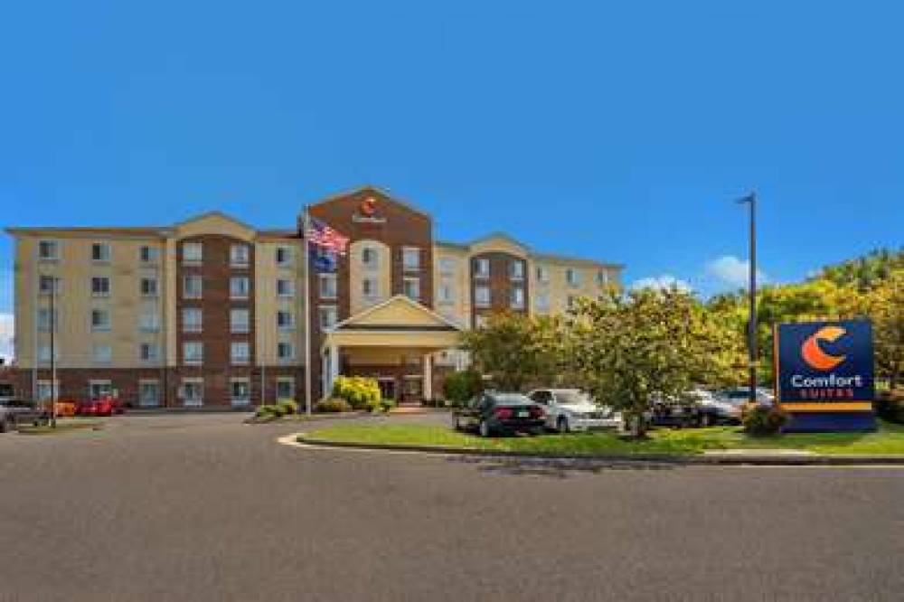 Comfort Suites Suffolk - Chesapeake 2