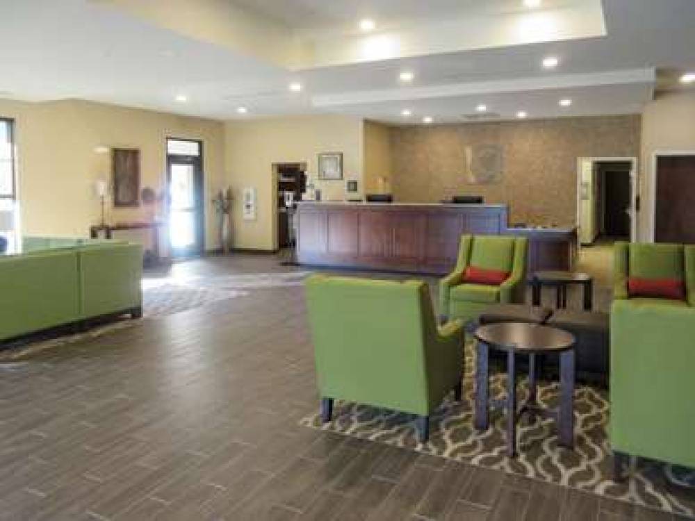 COMFORT SUITES SUMMERVILLE 3