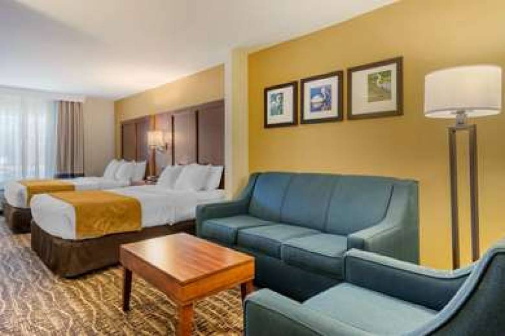 Comfort Suites The Villages 9