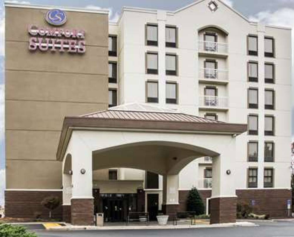 Comfort Suites University - Research Park 2