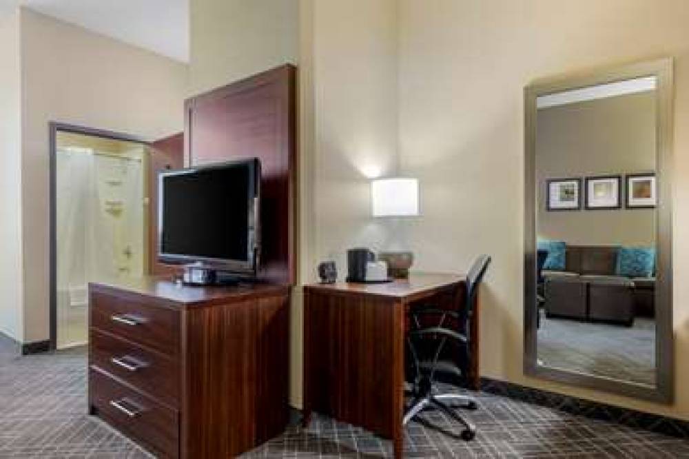 Comfort Suites Waco North - Near University Area 6