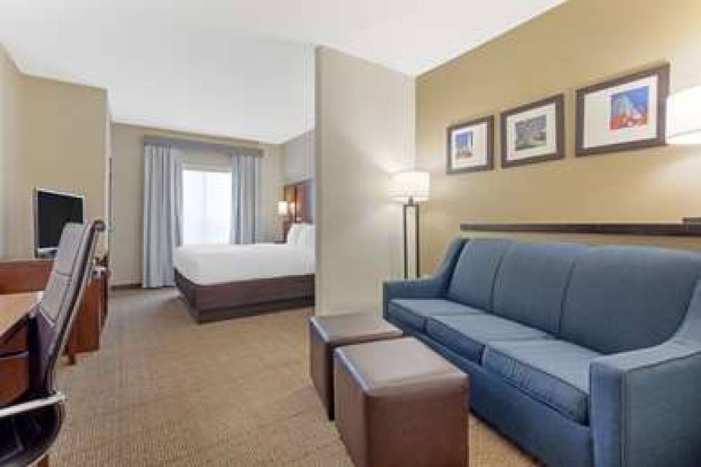 Comfort Suites West Dallas - Cockrell Hill 8