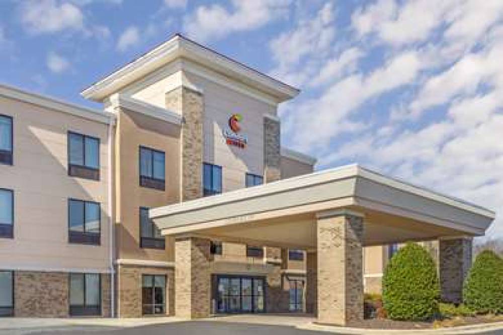 Comfort Suites Whitsett - Greensboro East 1