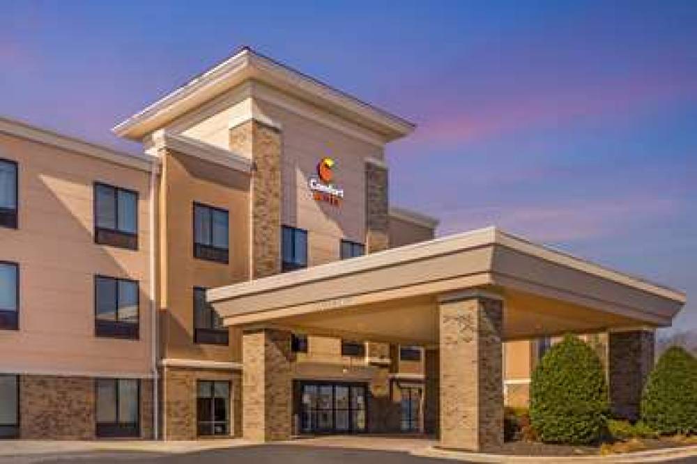 Comfort Suites Whitsett - Greensboro East 3