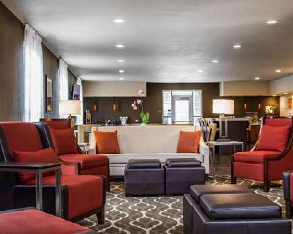 COMFORT SUITES WOODLAND - SACRAMENT 4