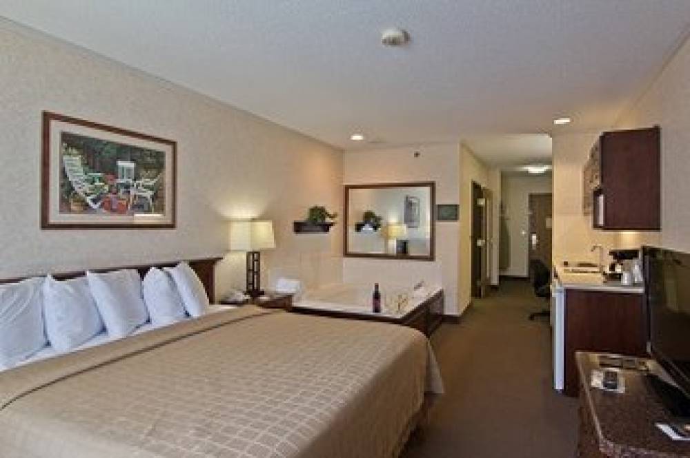 COSHOCTON VILLAGE INN   SUITES 6