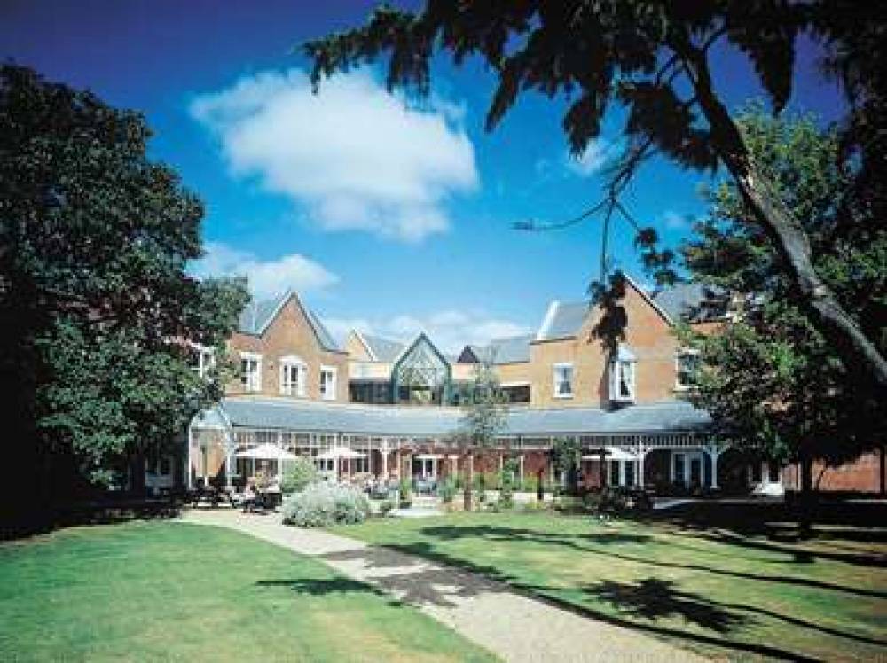 Coulsdon Manor Hotel