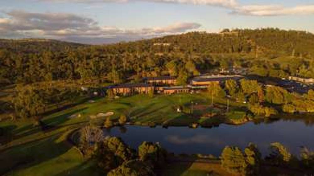 Country Club Tasmania 4