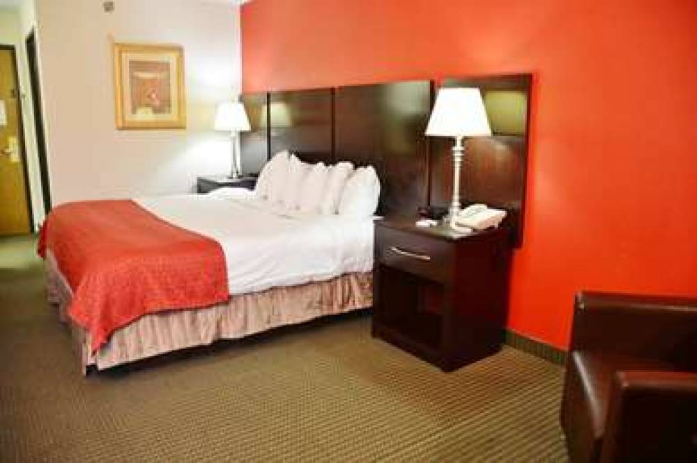 COUNTRY HEARTH INN AND SUITES 10