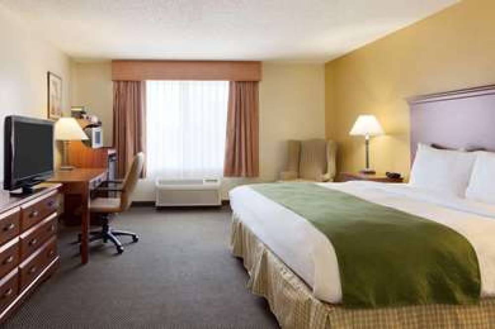 COUNTRY INN AND SUITES BY RADISSON 3