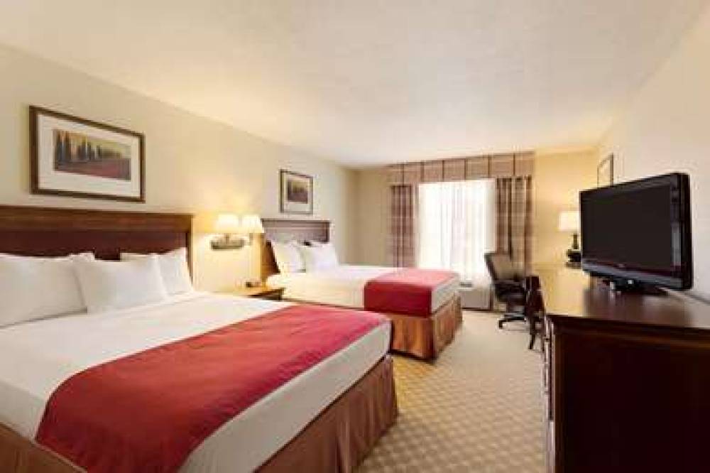 COUNTRY INN AND SUITES NEVADA 4