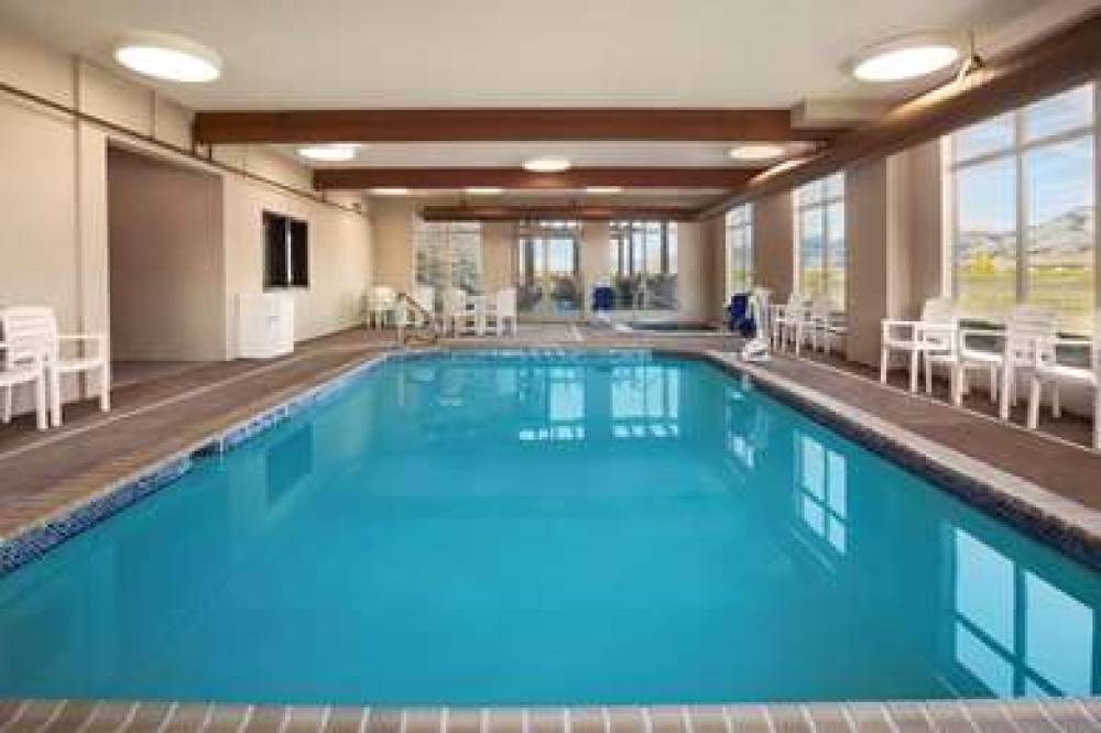 COUNTRY INN SUITES BOZEMAN 8