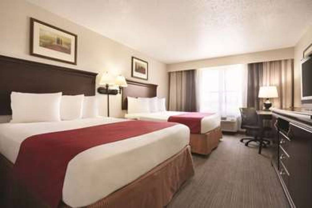 Country Inn & Suites By Carlson, Moline Airport, IL 7