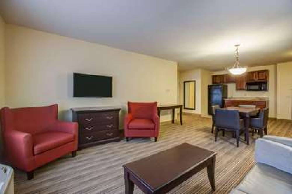 Country Inn & Suites By Carlson, Red Wing, MN 10