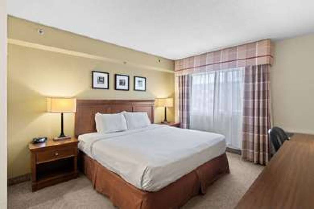 Country Inn & Suites By Carlson, Saskatoon, SK 9