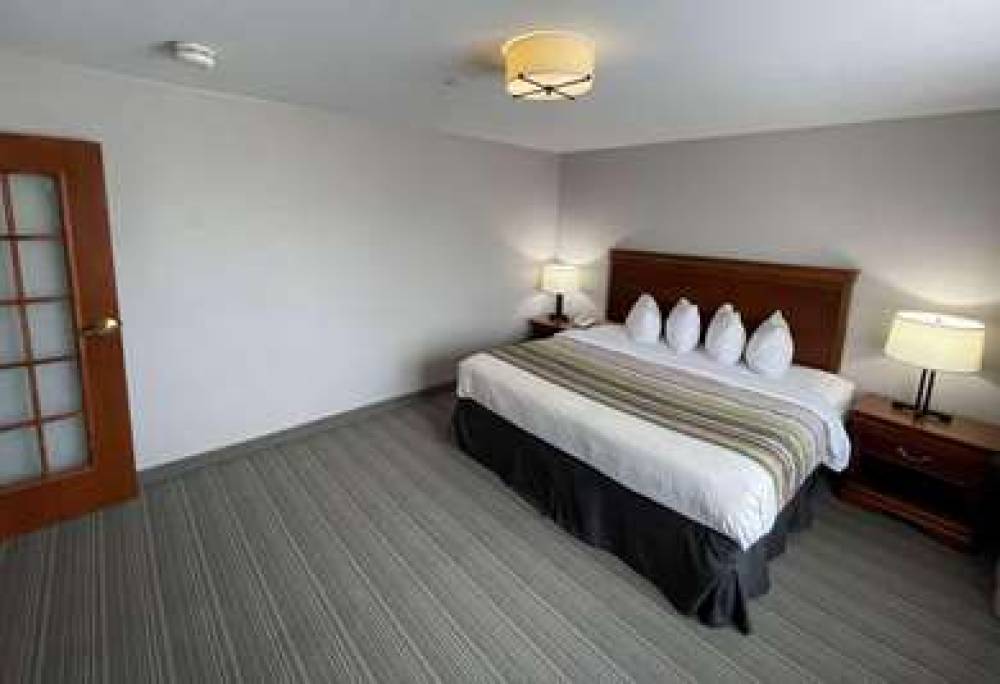 Country Inn & Suites By Radisson, Appleton North, WI 5