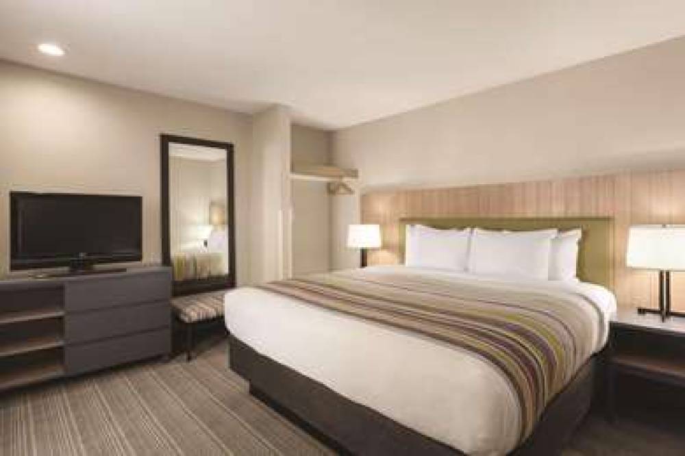 Country Inn & Suites By Radisson, Bakersfield, CA 9