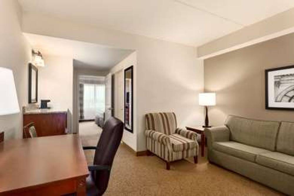 Country Inn & Suites By Radisson, Buffalo South I-90, NY 9