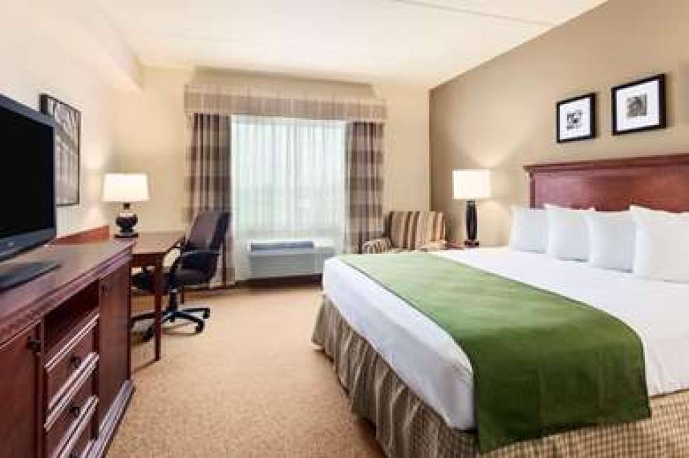 Country Inn & Suites By Radisson, Buffalo South I-90, NY 5