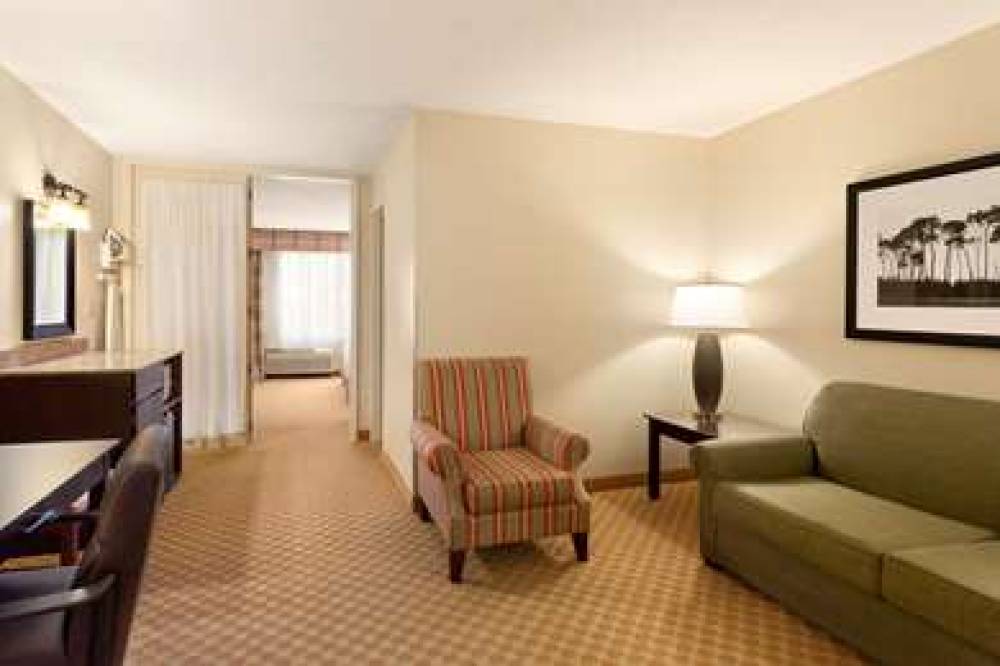 Country Inn & Suites By Radisson, Coon Rapids, MN 7