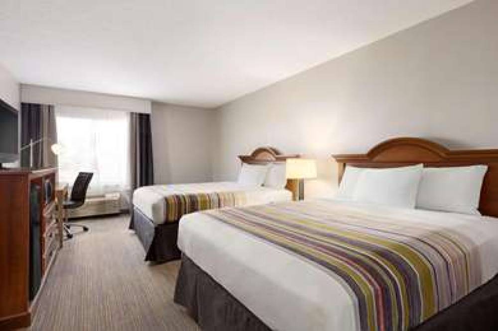 COUNTRY INN & SUITES BY RADISSON DA 4