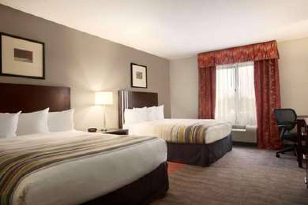 Country Inn & Suites By Radisson, Dearborn, MI 9