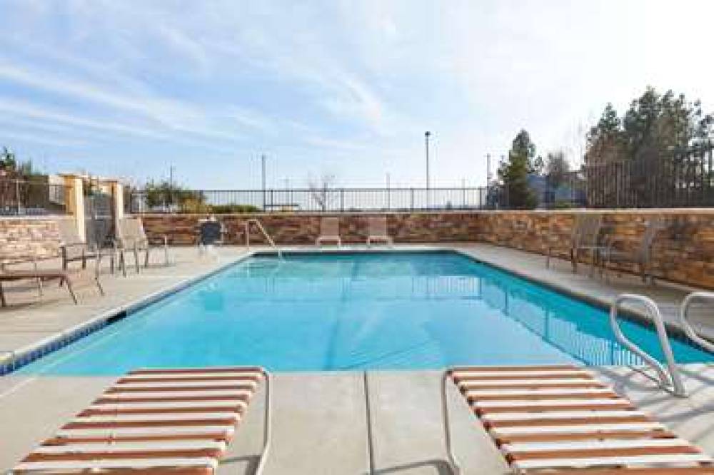 Country Inn & Suites By Radisson, Dixon, CA - UC Davis Area 6