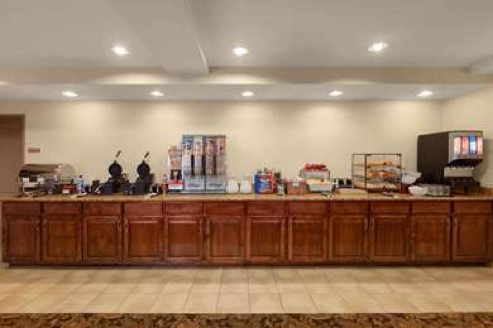 Country Inn & Suites By Radisson, Doswell (Kings Dominion), VA 10