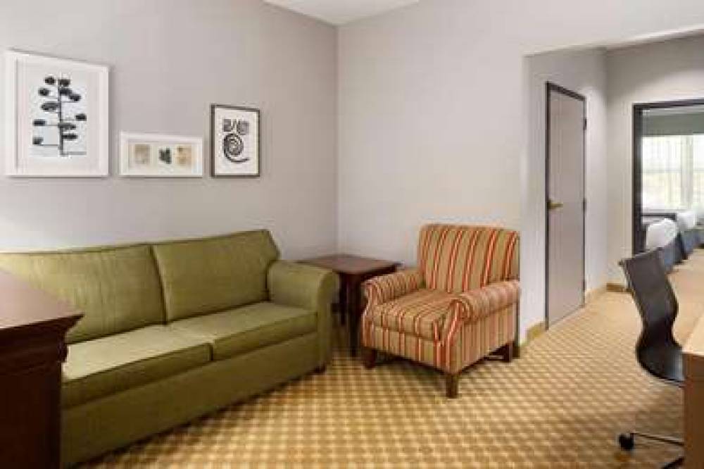 Country Inn & Suites By Radisson, Gettysburg, PA 3