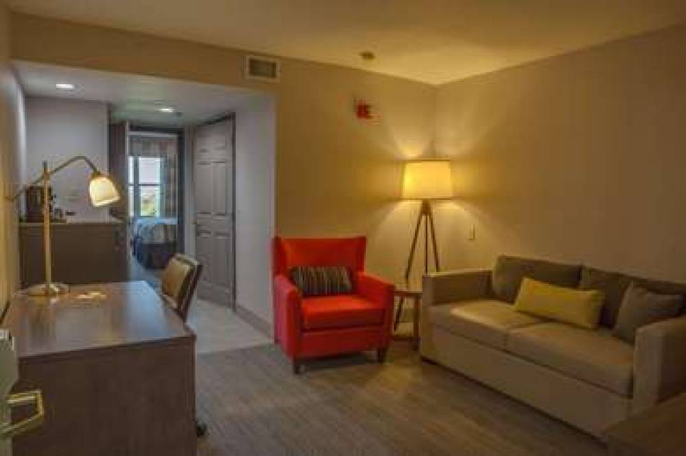 COUNTRY INN & SUITES BY RADISSON HA 6