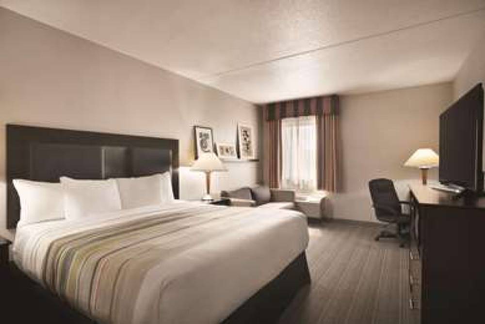 COUNTRY INN & SUITES BY RADISSON IN 10