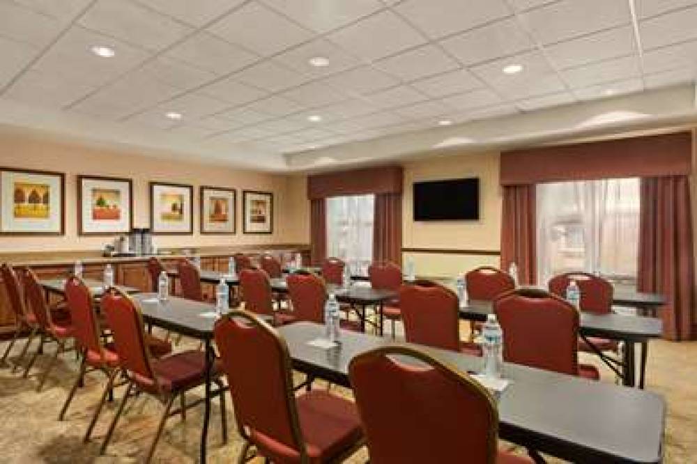 Country Inn & Suites By Radisson, Macon North, GA 10