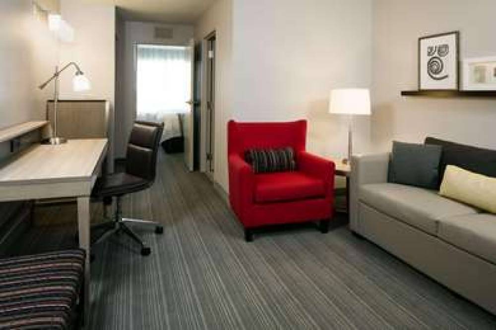 Country Inn & Suites By Radisson, Madison West, WI 6