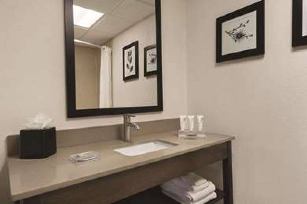 Country Inn & Suites By Radisson, Raleigh-Durham Airport, NC 9