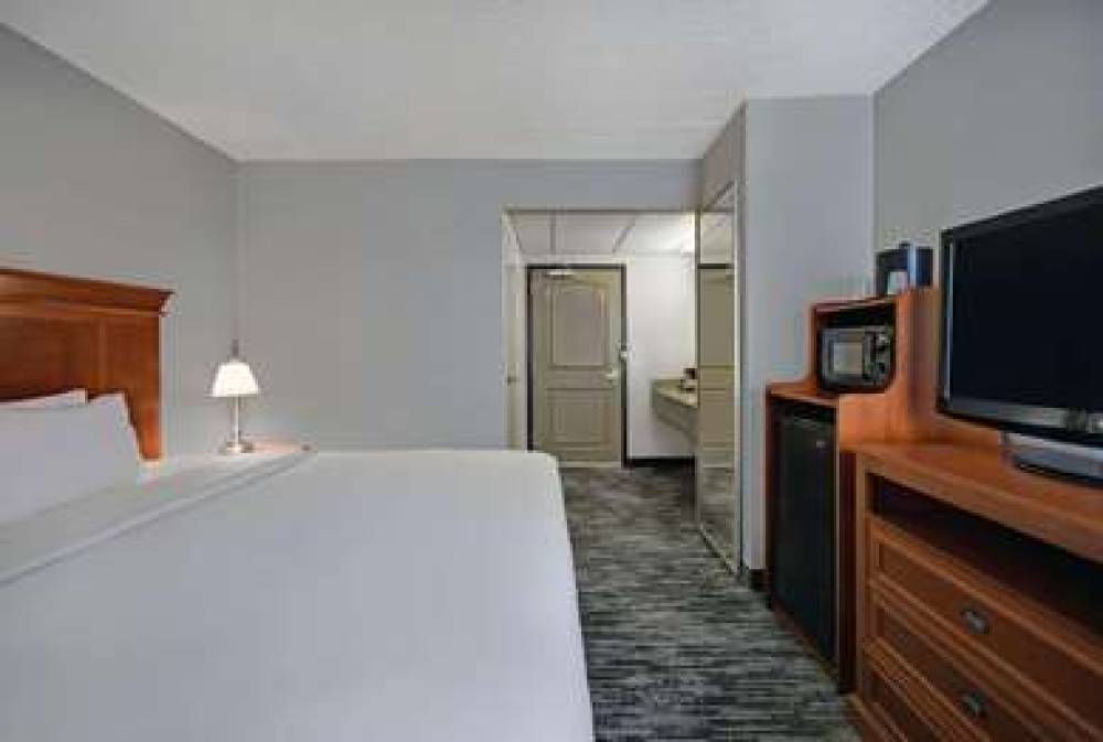 Country Inn & Suites By Radisson, Rochester-University Area, NY 7