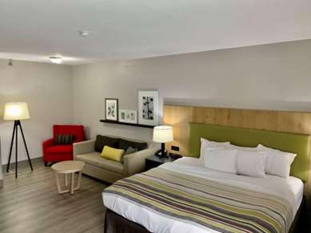 COUNTRY INN & SUITES BY RADISSON SA 3