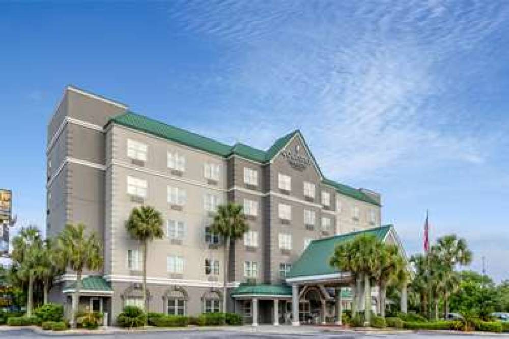 COUNTRY INN & SUITES BY RADISSON VA 1