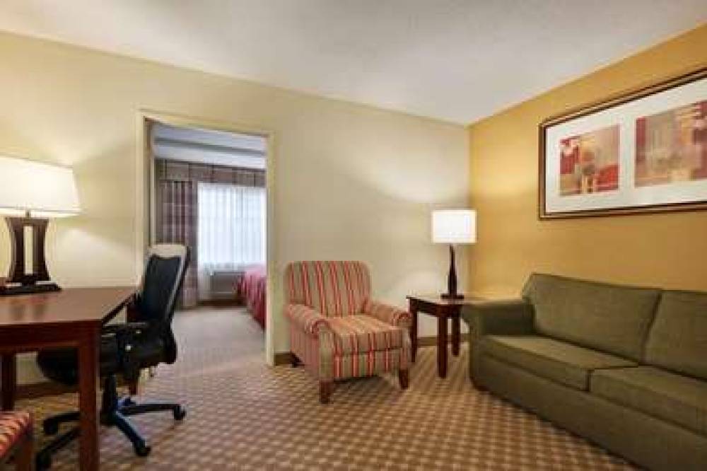 COUNTRY INN SUITES KALAMAZOO 6