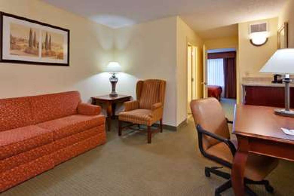 COUNTRY INN SUITES LAKE GEORGE 6