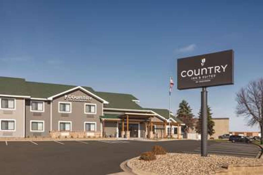 COUNTRY INN SUITES NORTHWOOD 2