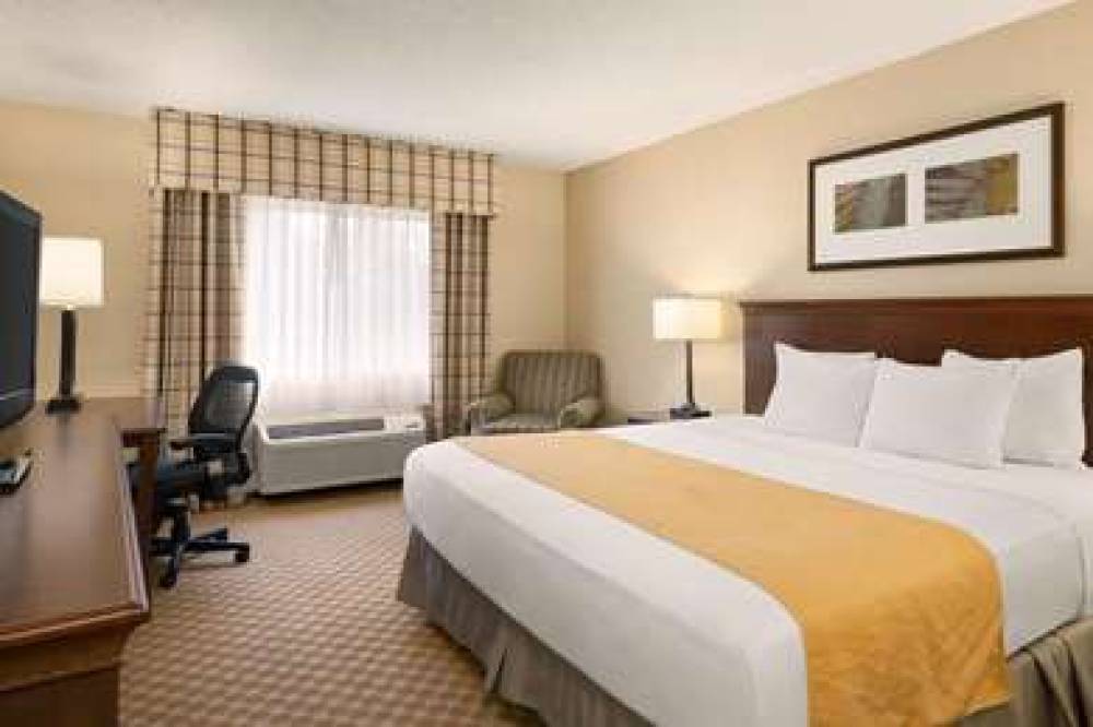 COUNTRY INN SUITES OWATONNA 5