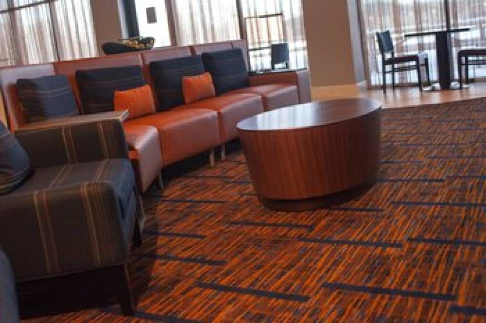 Courtyard By Marriott Aberdeen At Ripken Stadium 5