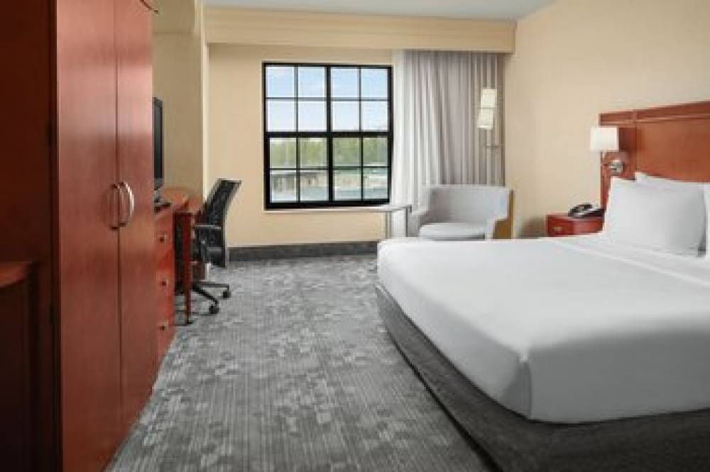 Courtyard By Marriott Aberdeen At Ripken Stadium 6