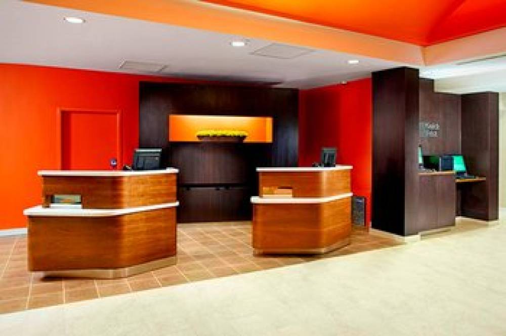 Courtyard By Marriott Akron Stow 3