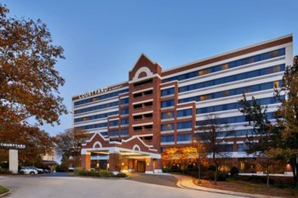 Courtyard By Marriott Alexandria Old Town Southwest